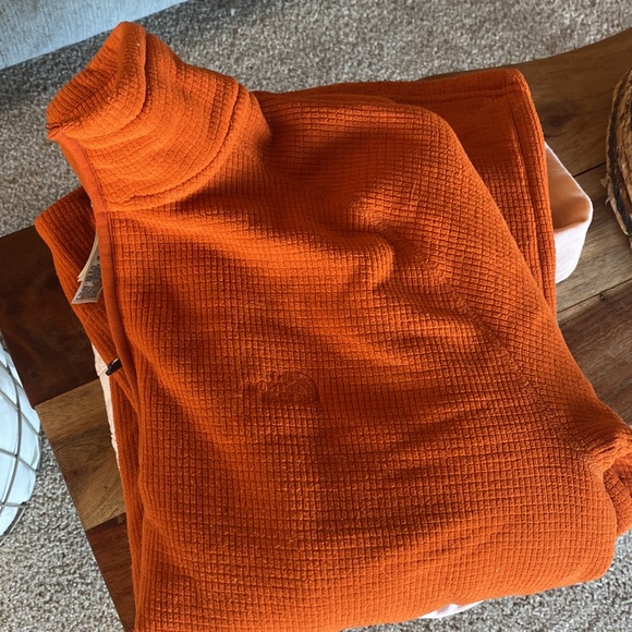 The North Face waffle thick 1/4 zip - Picture 5 of 5